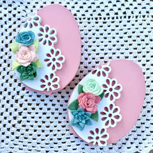 Load image into Gallery viewer, Eyelet Lace Easter Egg