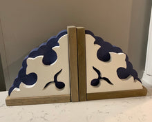 Load image into Gallery viewer, Wooden Coastal Style Corbels
